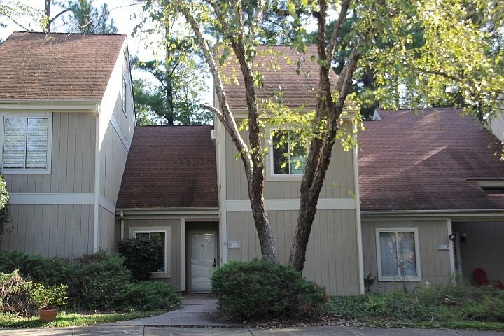 4101 Five Oaks #29
