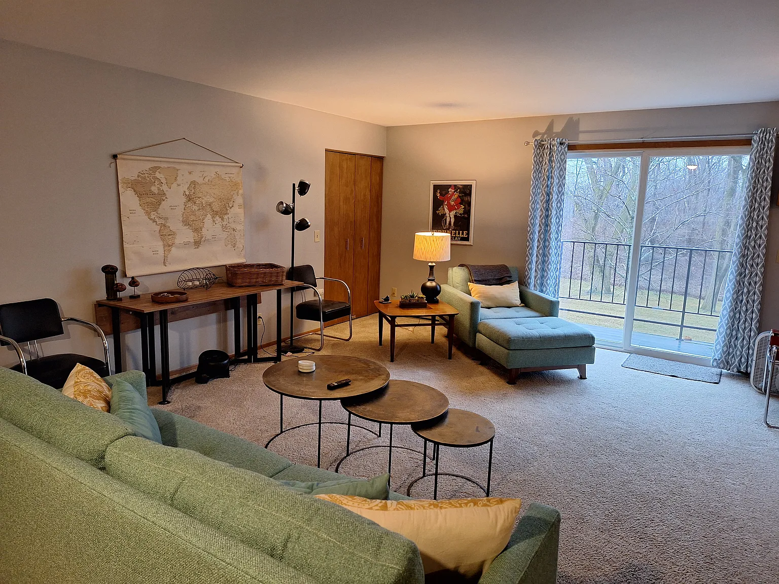 2 bed, 966 sqft, $1,950 — Photo 3