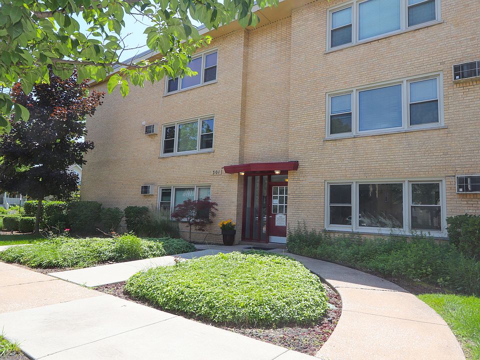 1st image of 301 W Chicago Ave #2SW