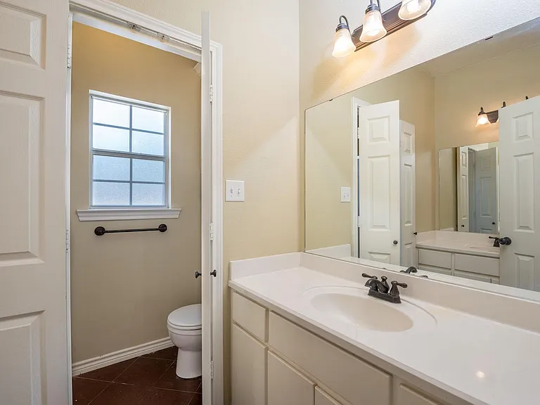 3719 Holick Ln — Photo 14