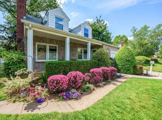 271 Brixton Rd S, Garden City South, NY 11530
