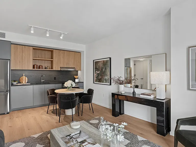 55 Willoughby St #2E — Photo 1