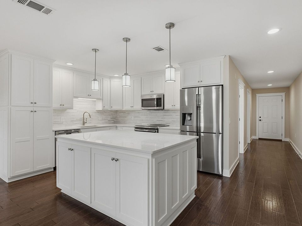 1st image of 705 Mount Carmel Pl