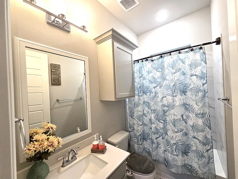 8066 Glastonbury Dr — Photo 14