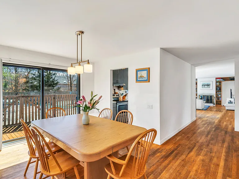 28 Wildflower Rd — Photo 9