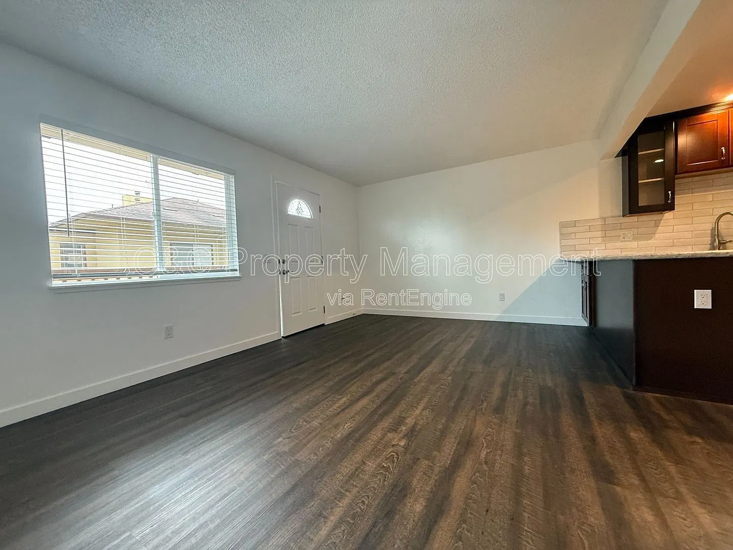 1 bed, 1.0 bath, $2,500 — Photo 2