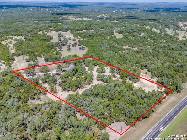 118 FM 3351, Bergheim, TX 78004