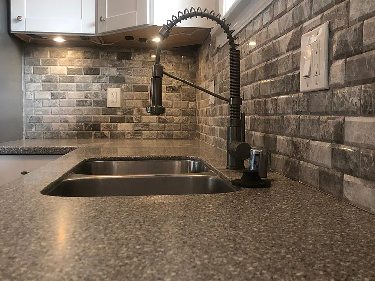 228 N Siena Dr — Photo 3