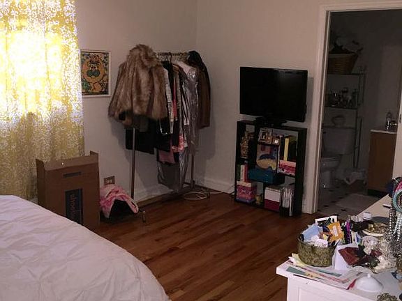 4th image of 1459 N Milwaukee Ave #1