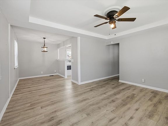 3rd image of 3057 Dawson St