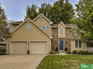 2818 S 165th Ave, Omaha, NE 68130