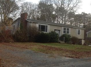 14 Arrowhead Dr, Yarmouth Port, MA 02675