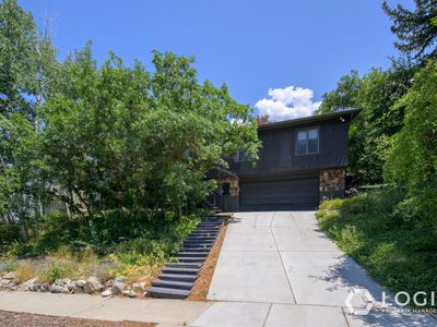 8555 S Top Of The World Cir, Cottonwood Heights, UT, 84121