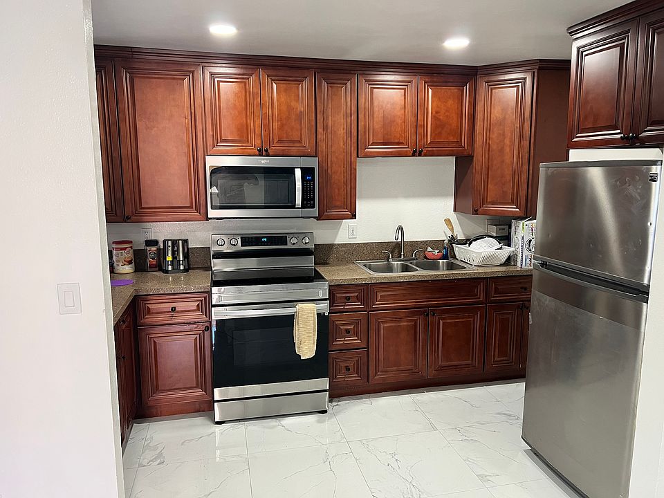 1st image of 745 E Bradley Ave Unit 8