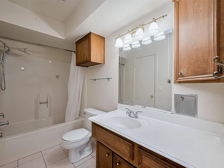 2762 Foliage Green Dr — Photo 29
