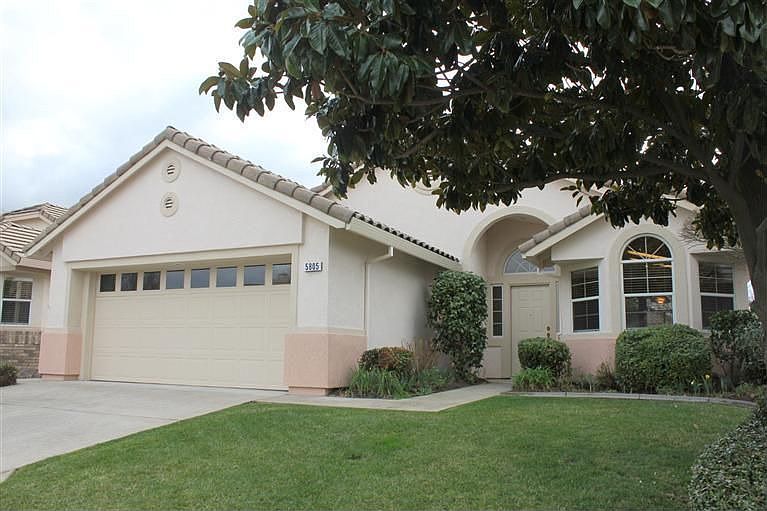 2nd image of 5805 Sandlewood Way