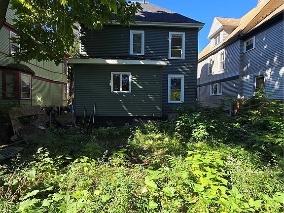 5th image of 147 Coolidge Ave