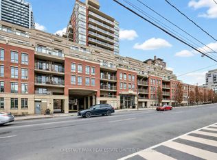 900 Mount Pleasant Rd #Penthouse 1703, Toronto, ON M4P 3J9