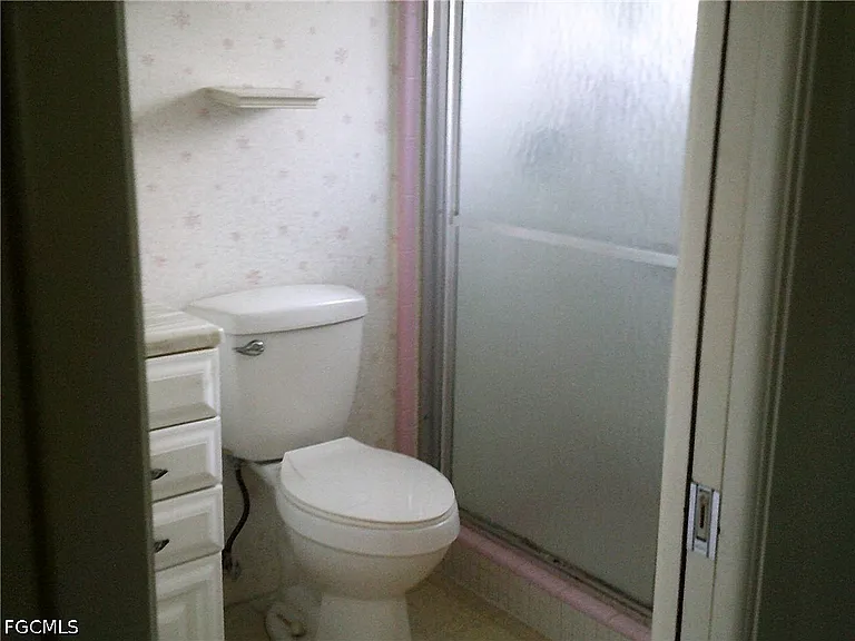 1405 Juddale St E — Photo 14