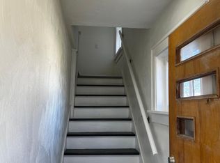 439 S Dundee St #B, South Bend, IN 46619