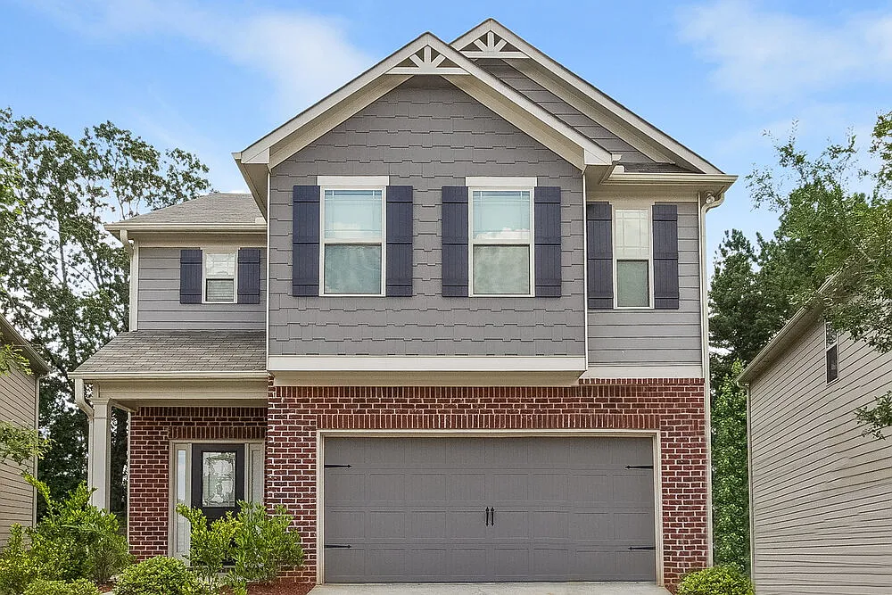 4 bed, 2.0 bath, 2225 sqft, $2,340 — Photo 1