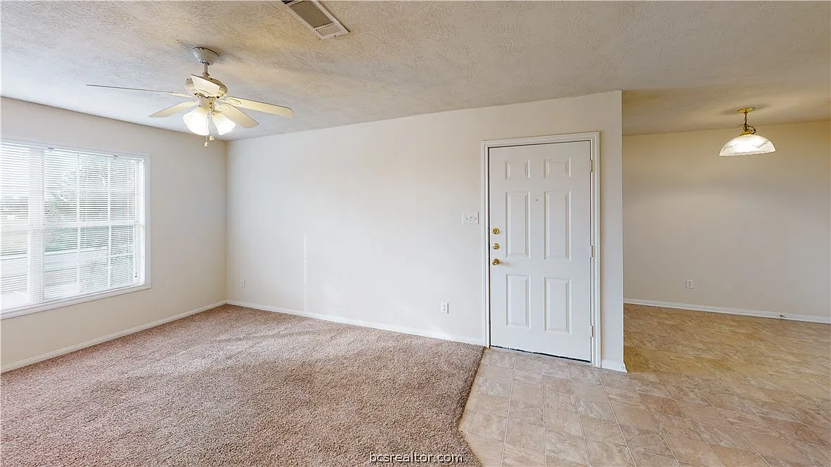 3 bed, 1224 sqft, $1,200 — Photo 4