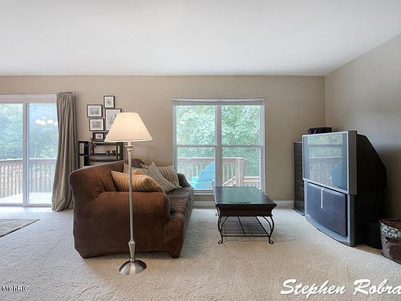 2nd image of 3798 Keeweenaw Dr NE