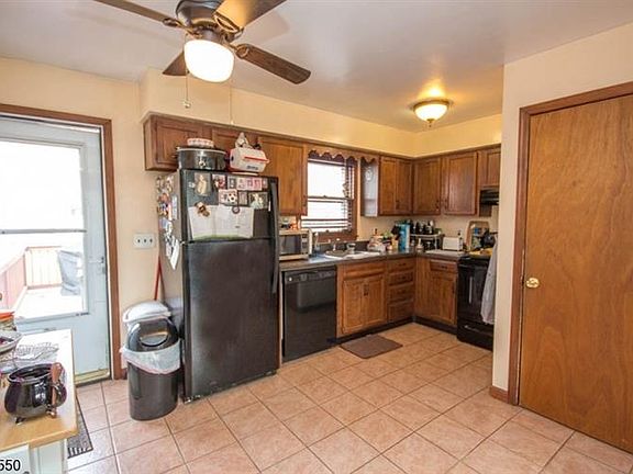 2nd image of 129 Barry Dr N
