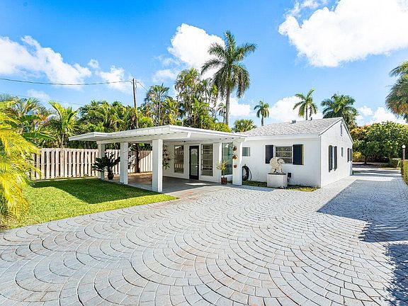 3rd image of 3511 Washington Rd