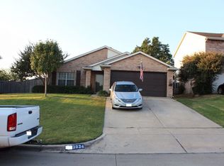 3924 Malibu Sun Dr, Fort Worth, TX 76137