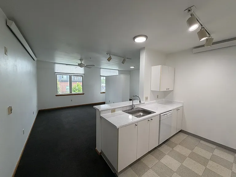 Bookmark Apartments — Photo 9