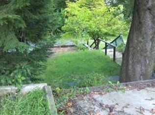 560-562 W Franklin St, Slatington, PA 18080