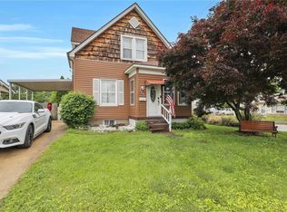 2061 Moore Ave, Saint Charles, MO 63301