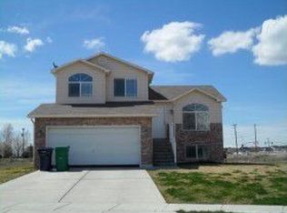 2097 N 650 W, Harrisville, UT 84414