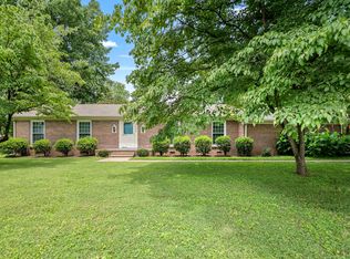 1002 Sunset Ave, Murfreesboro, TN 37129