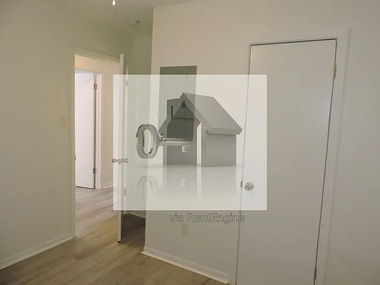 2203 Eliasberg St — Photo 11