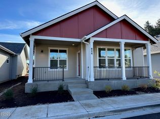 624 SE 44th St #56, South Beach, OR 97366