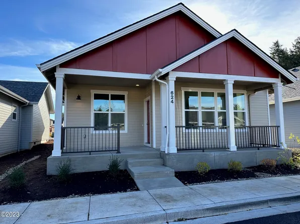 624 SE 44th St #56, South Beach, OR 97366