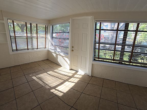 Front sunroom