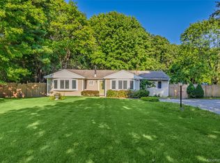 797 Waverly Avenue, Holtsville, NY 11742