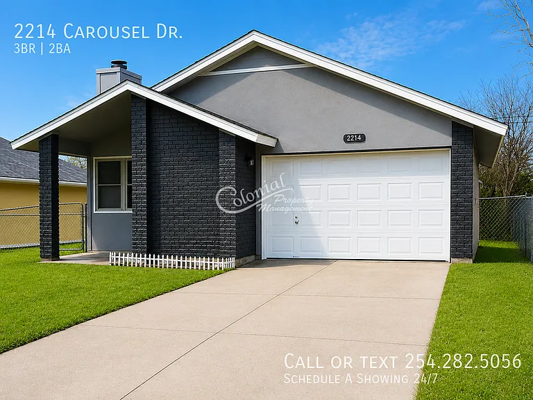 2214 Carousel Dr — Photo 1
