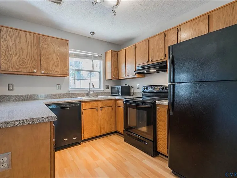 1814 Timberly Waye — Photo 11