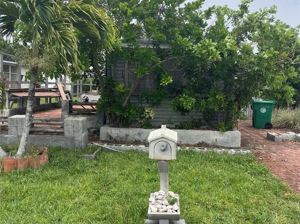 1851 SW 83rd Terrace, Davie, FL 33324