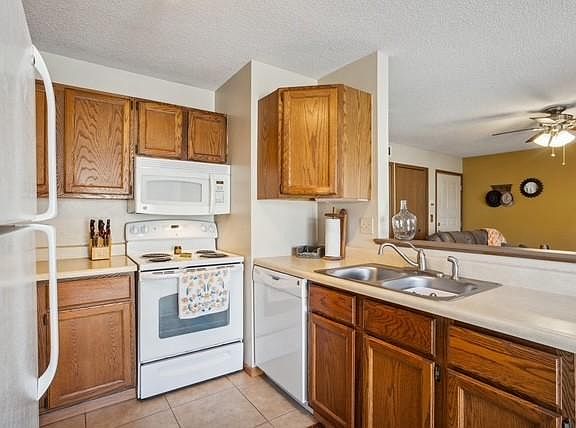 5th image of 3335 Nevada Ave N #3502