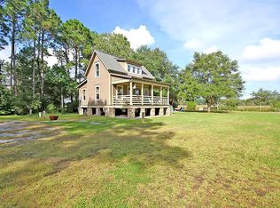 1406 Marshwind Island Rd, Awendaw, SC 29429