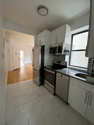 Rented by RealTegrity NY LLC | media 12