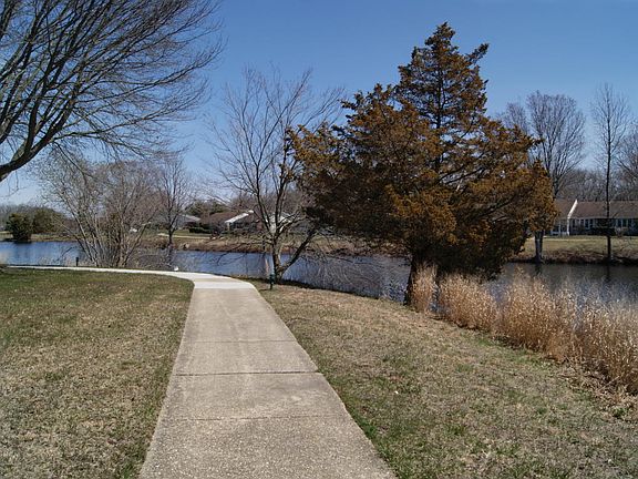 5th image of 248A Jefferson Ct