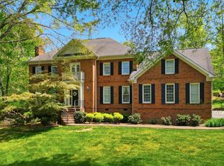 15 Middle Creek Rd, Signal Mountain, TN 37377