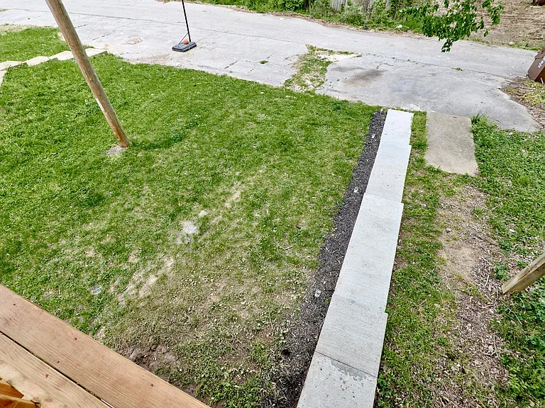 1421 N Park Pl — Photo 76
