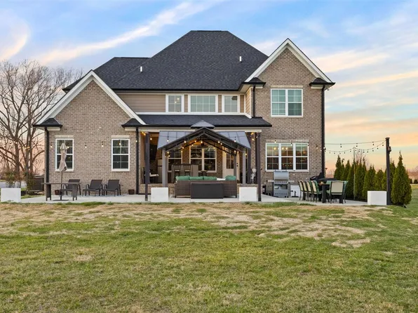 6255 Hardcastle Ave, Bowling Green, KY 42103